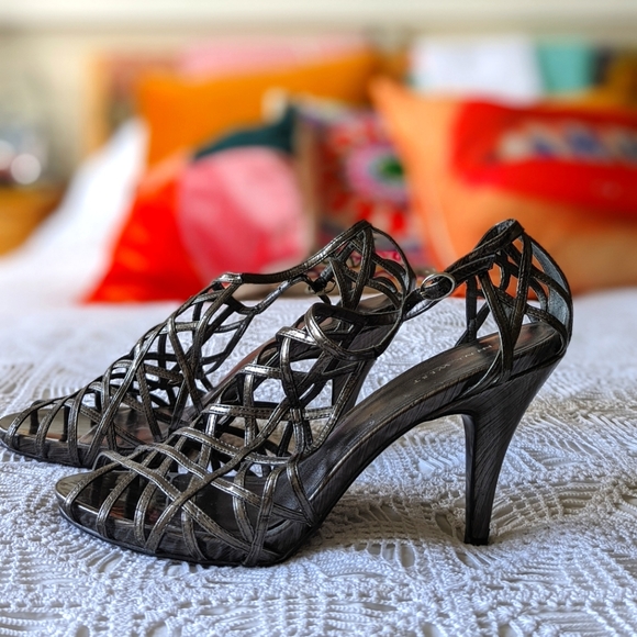 High heels - Picture 5 of 5